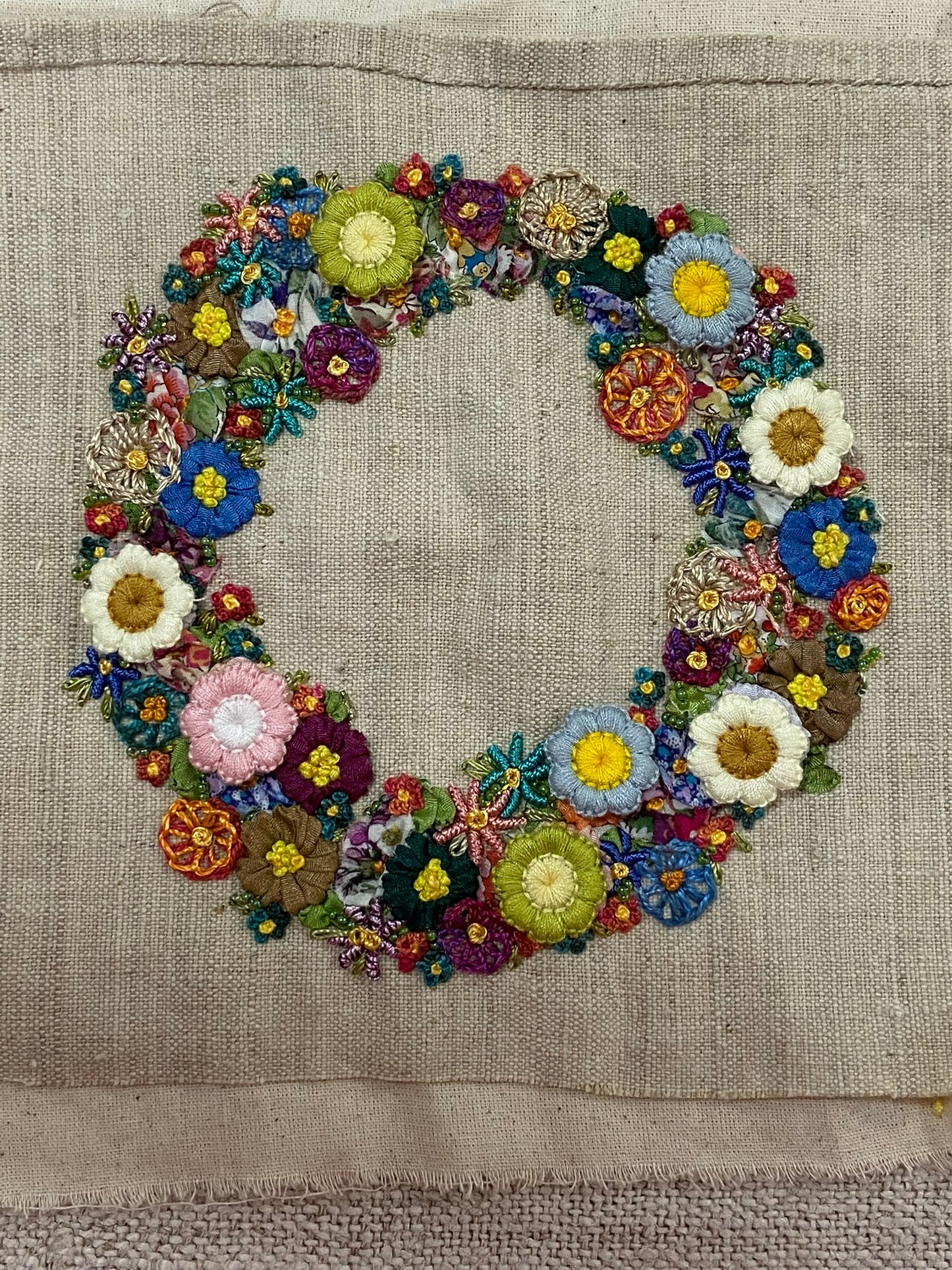 Summer Wreath - Slow Stitch Kit in a Tin