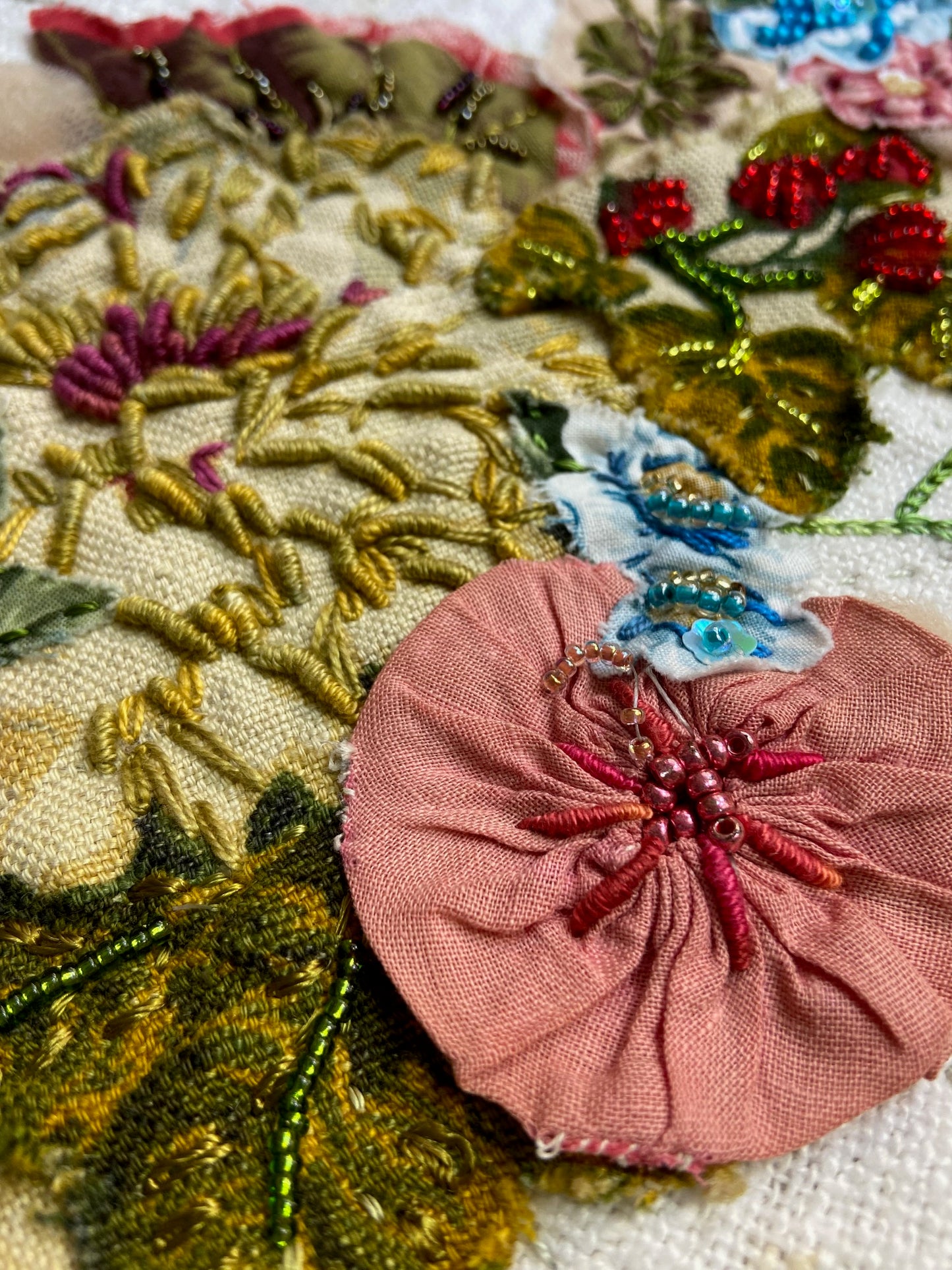 Wreath & Urn Slow Stitching Kit