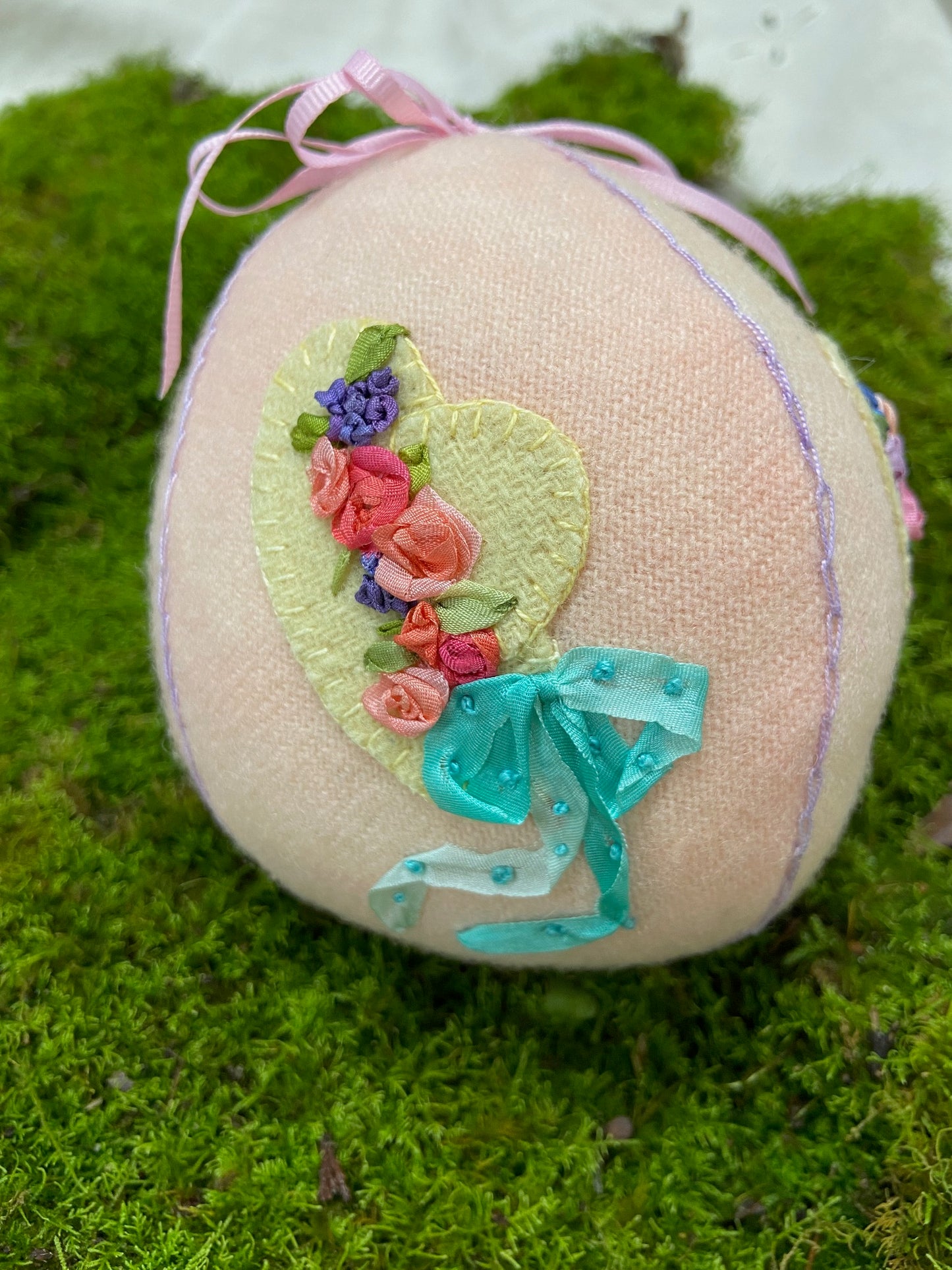 More Elegant Eggs Pattern