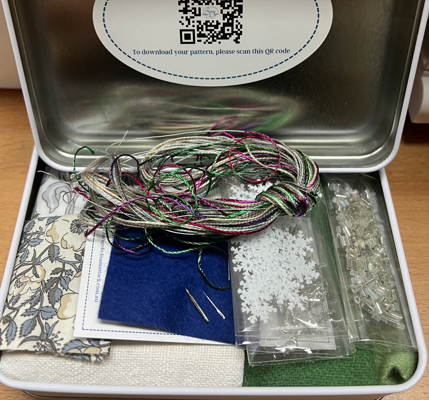 Winter Wreath - Slow Stitch Kit in a Tin