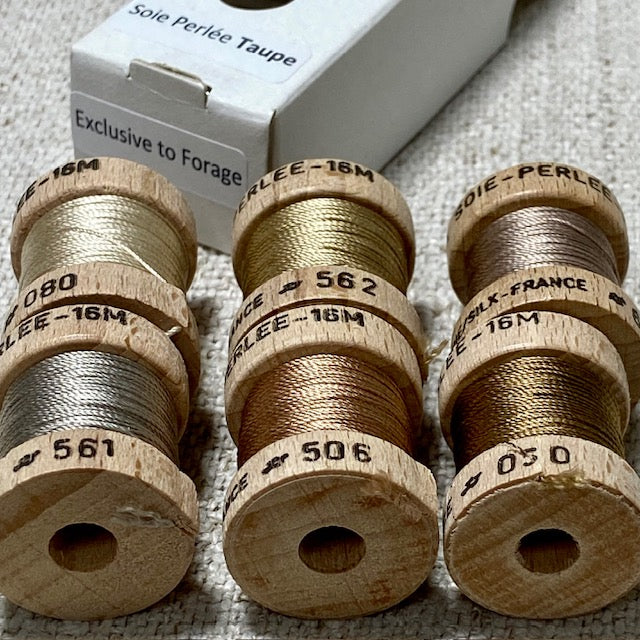 Au Ver A Soie Taupe Silk Spool Set