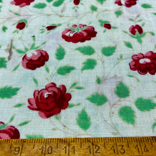 Antique and Vintage Fabric Piece No 95. 56cm x 42m