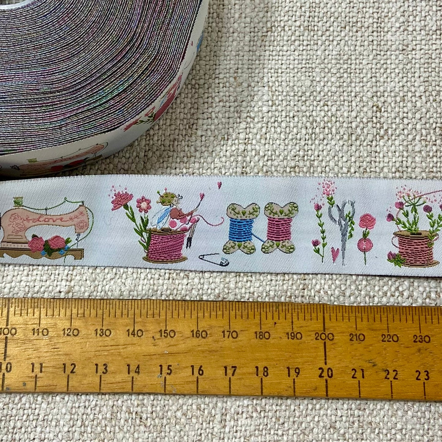 Acufactum "Sew Much Fun" Ribbon