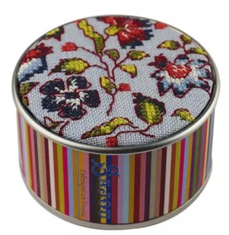 Sajou Embroidered Box kit