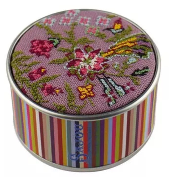 Sajou Embroidered Box kit