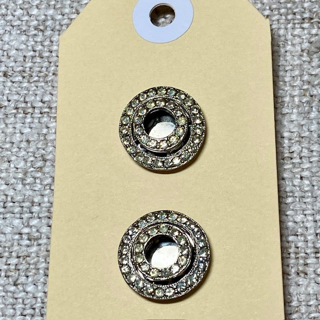 Buttons G