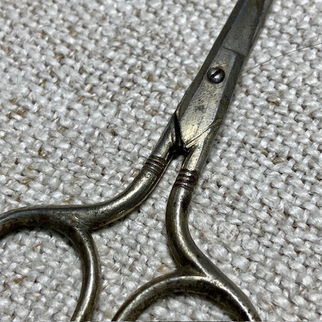 Item 26-018 Scissor Event