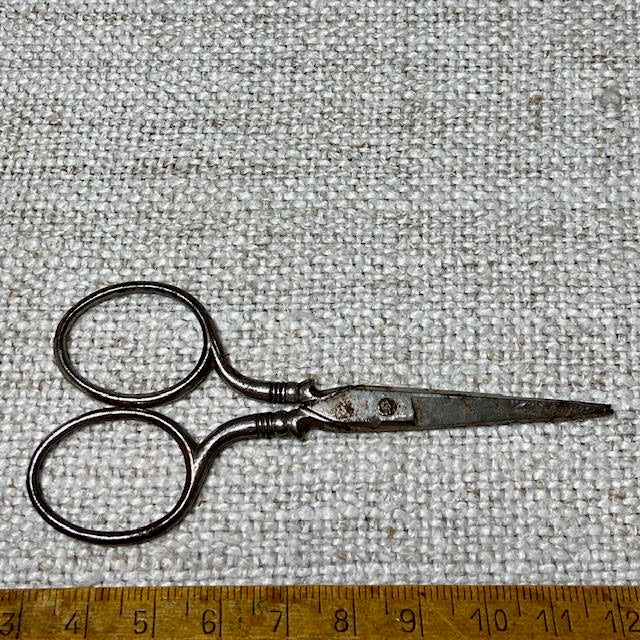 Item 26-012 Scissor Event