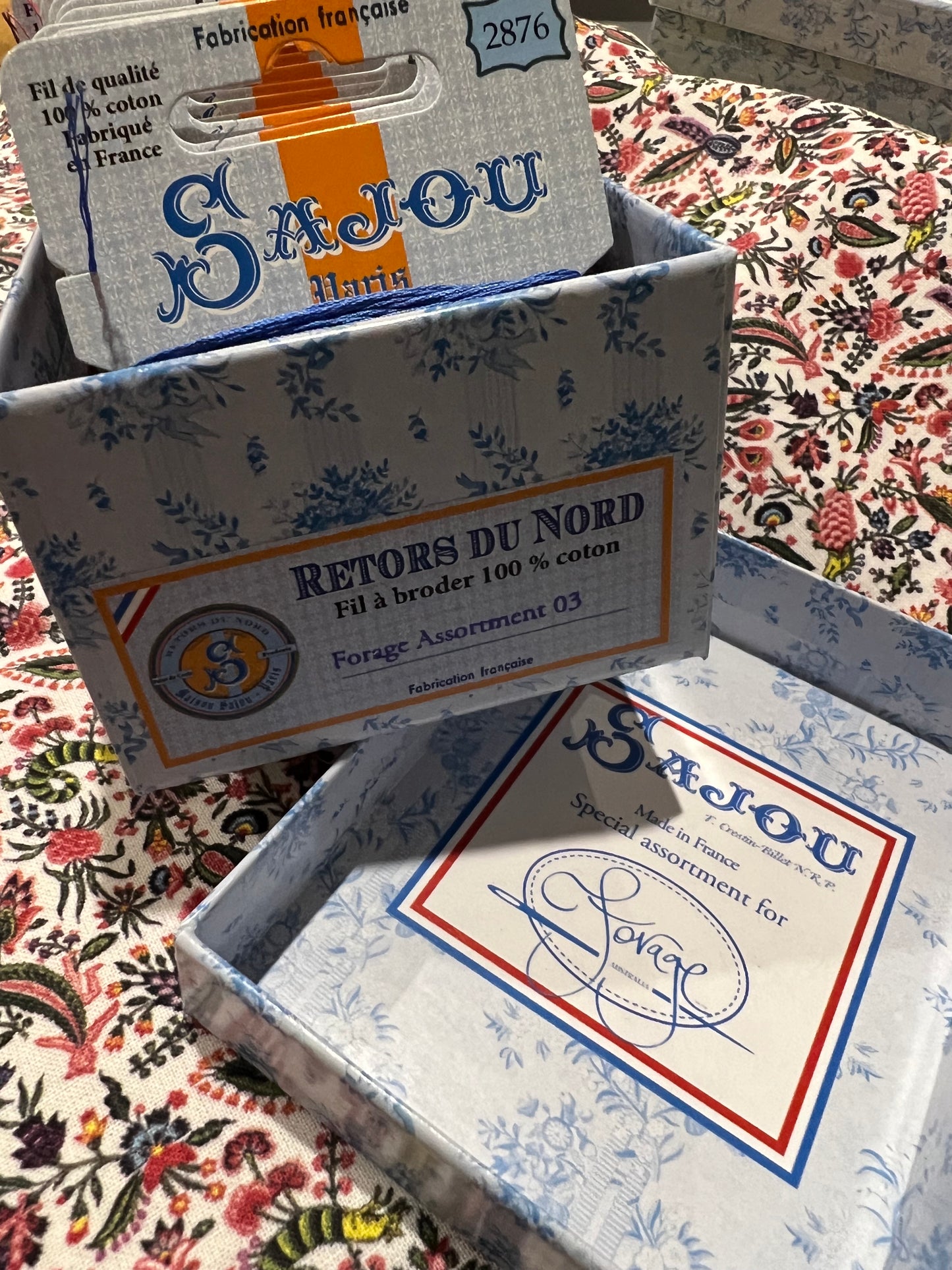 Sajou Boxed Embroidery Thread - Forage Collection Pastels