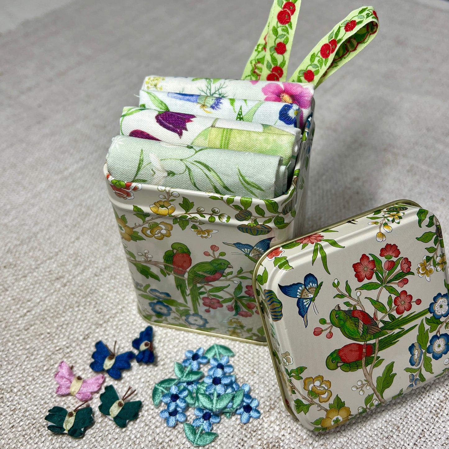"Garden" Gift Tin