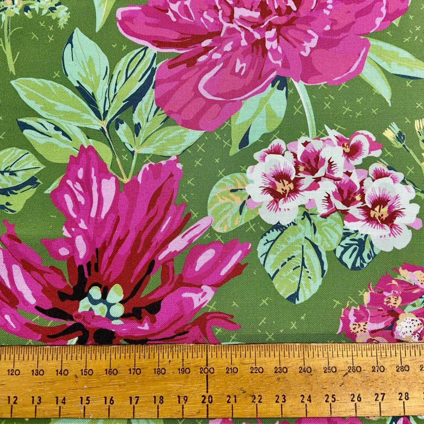 Verdant Fabrics - Luscious Green