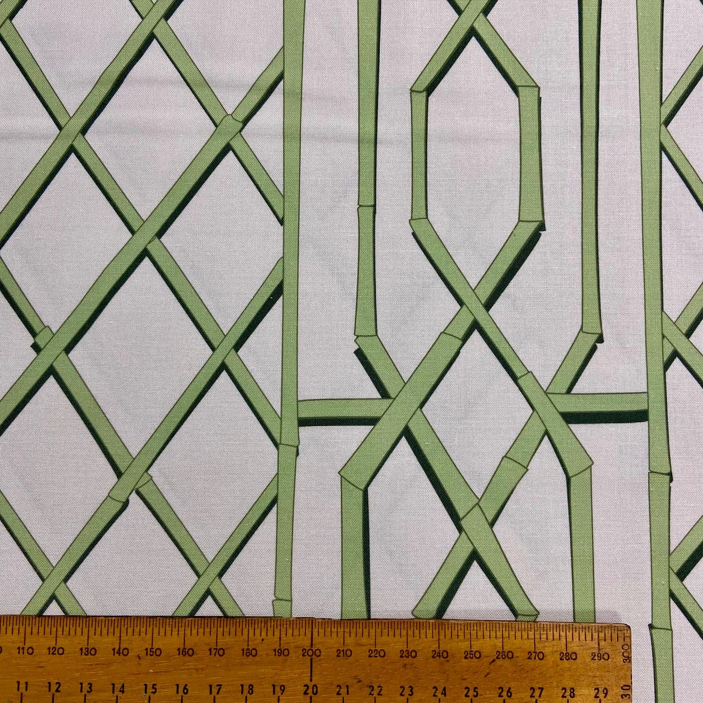 Verdant Fabrics- Goldfinch Trellis