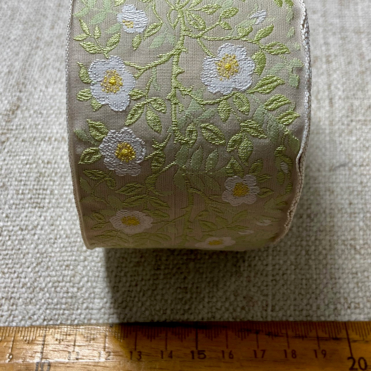 Ribbons - Kafka Jacquard - Hedge Rose