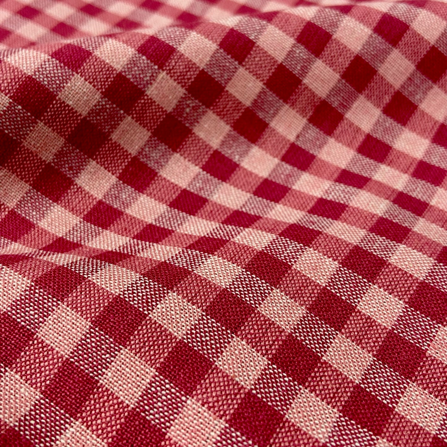 lucello DV6462 (apricot and ruby woven plaid)
