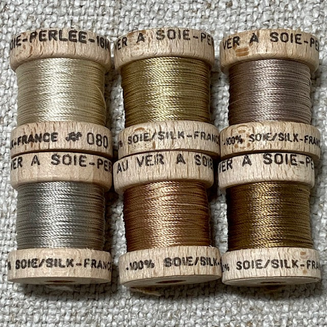 Au Ver A Soie Taupe Silk Spool Set