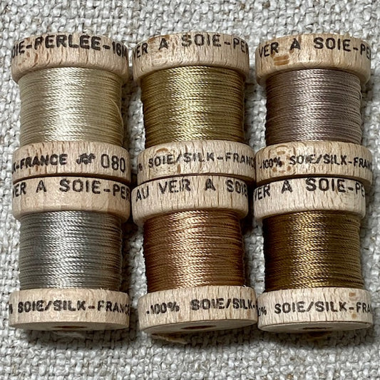 Au Ver A Soie Taupe Silk Spool Set