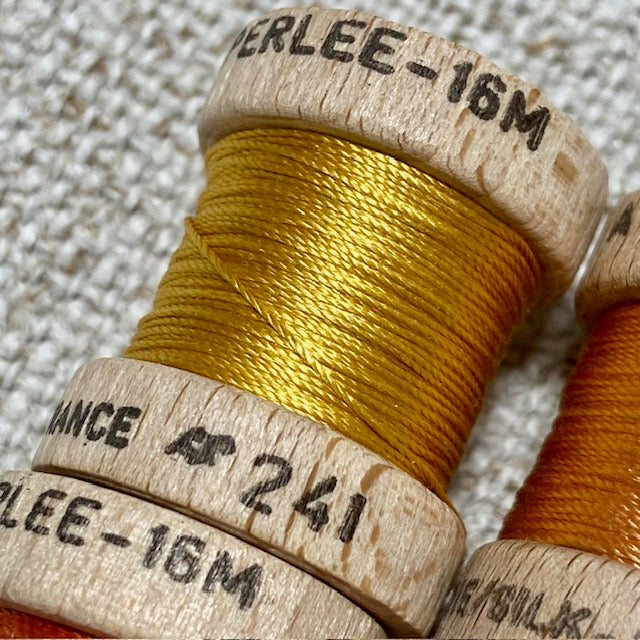 Au Ver A Soie Orange Silk Spool Set