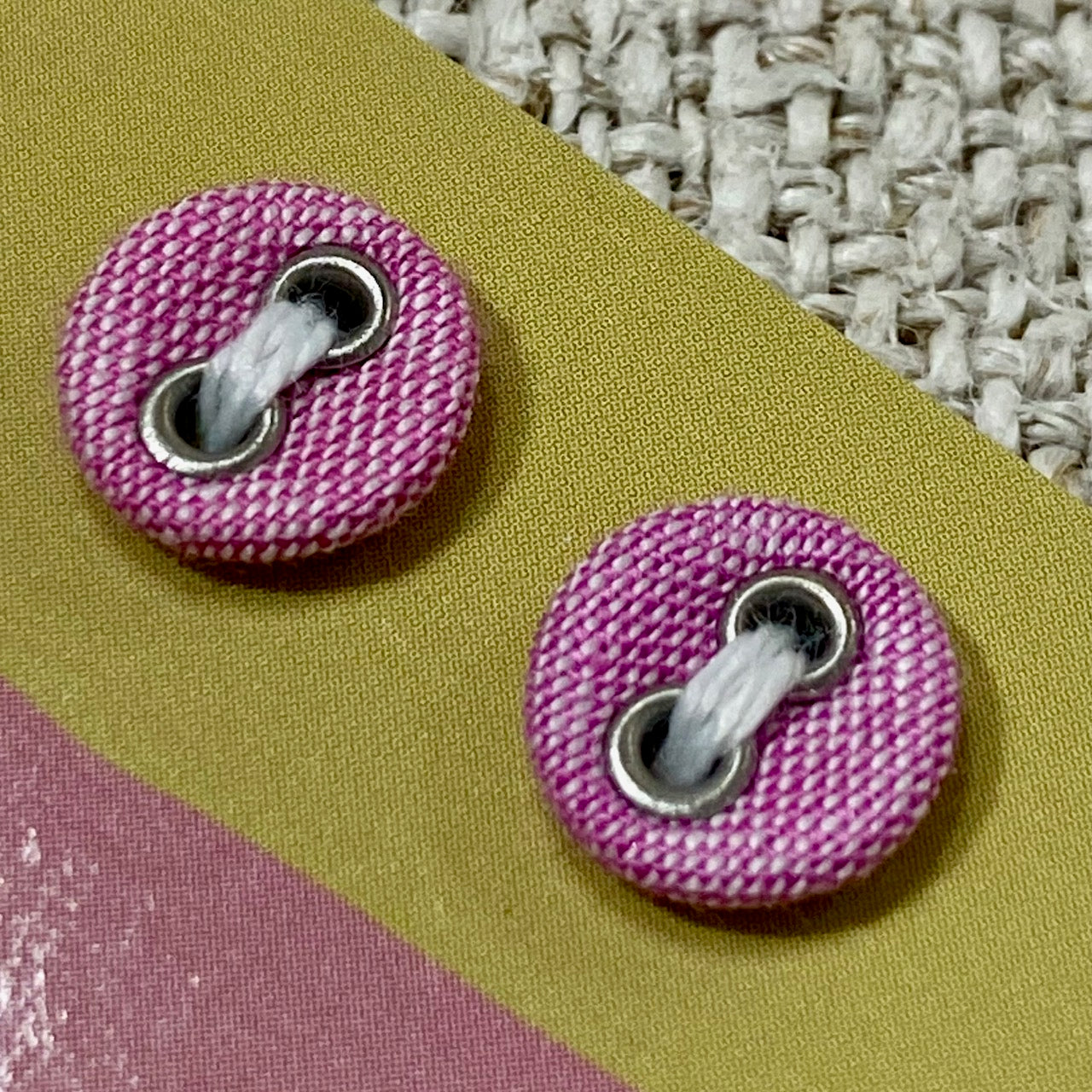Tilda Buttons (warm) – Forage