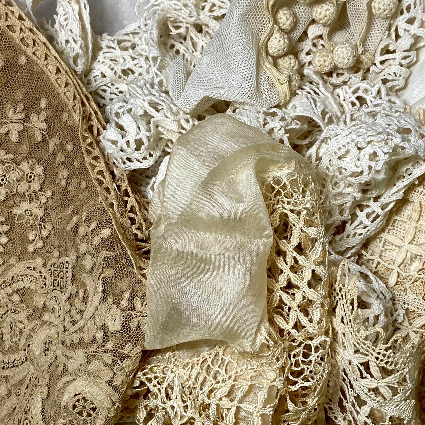 Francophiles' Slow Stitching Workshops IN PERSON