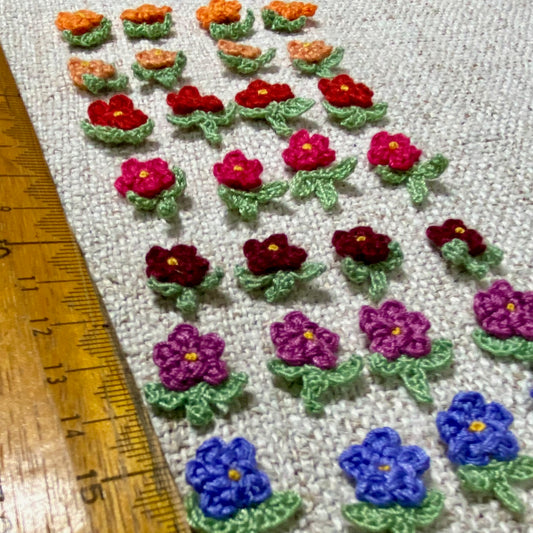 Crochet itty bitty fleurs