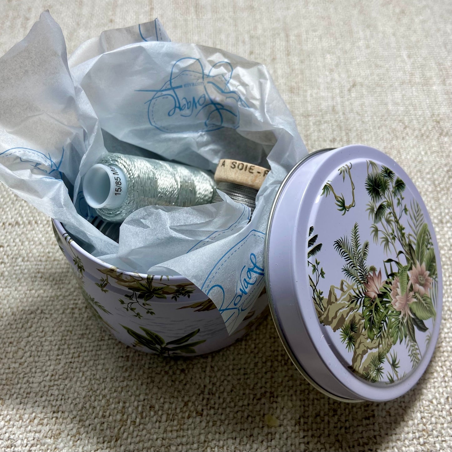 Tins Charming & Colourful with Notions - White