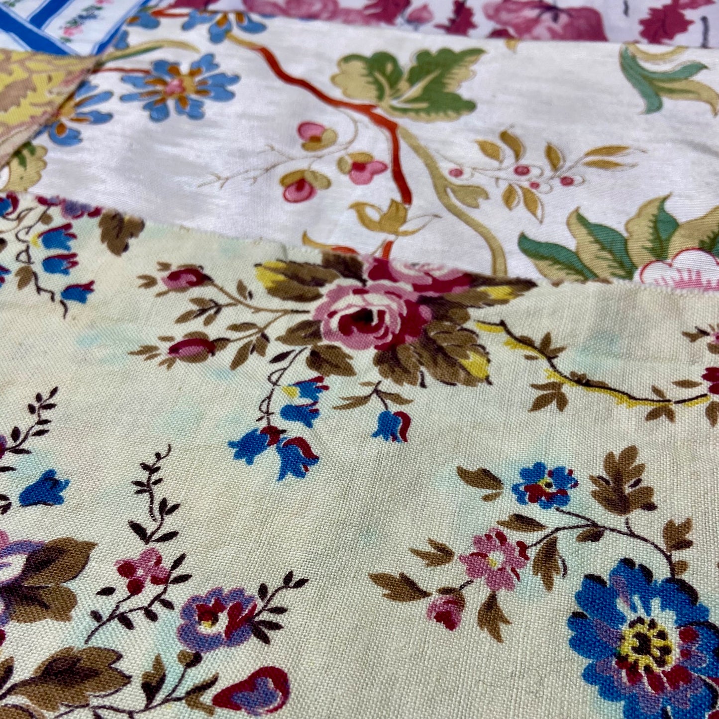 Antique and Vintage Fabric - Mixed Packs