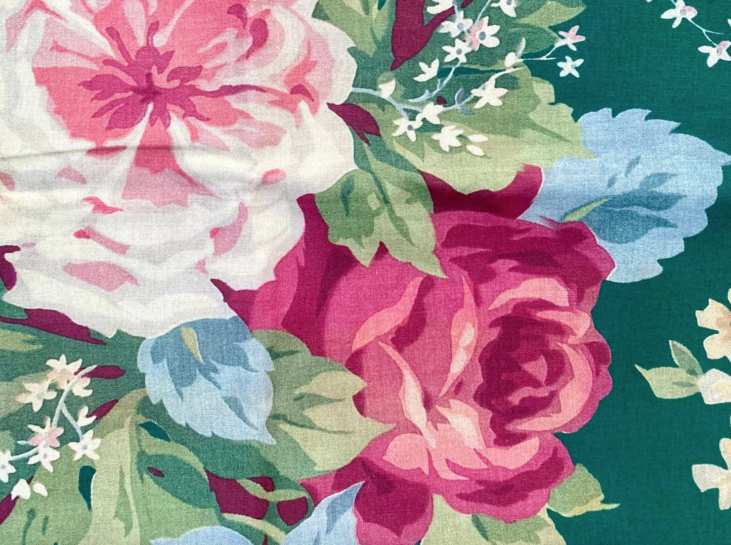 Miss Rose Sister Violet "Garden Rose Bouquet" Green