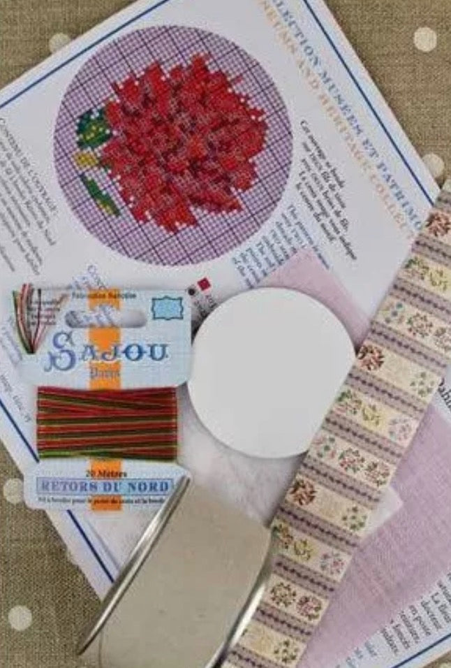 Sajou Embroidered Box Kit