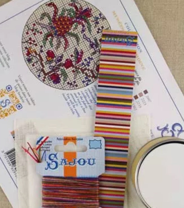 Sajou Embroidered Box Kit