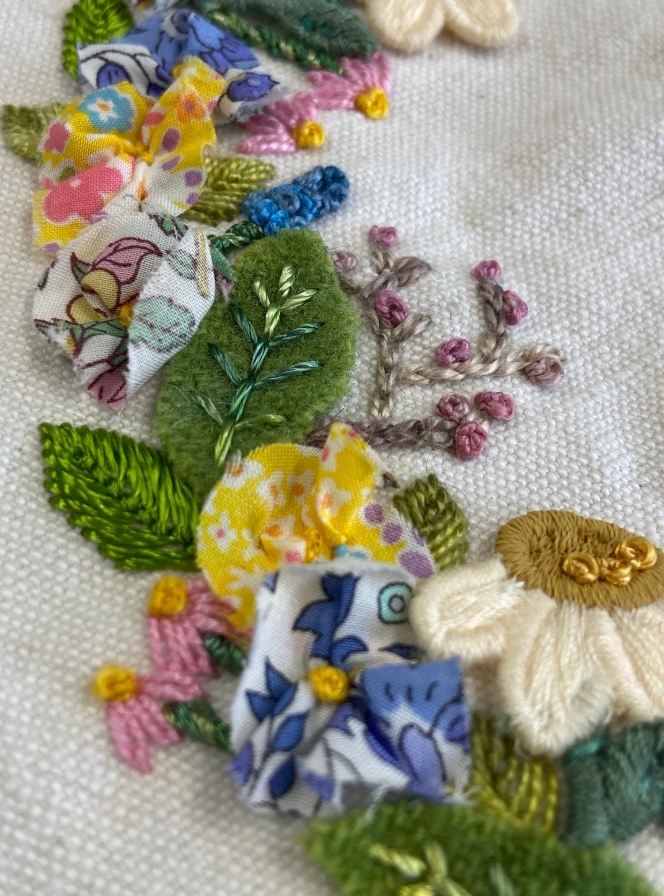 Spring Wreath Slow Stitch Kit in a Tin