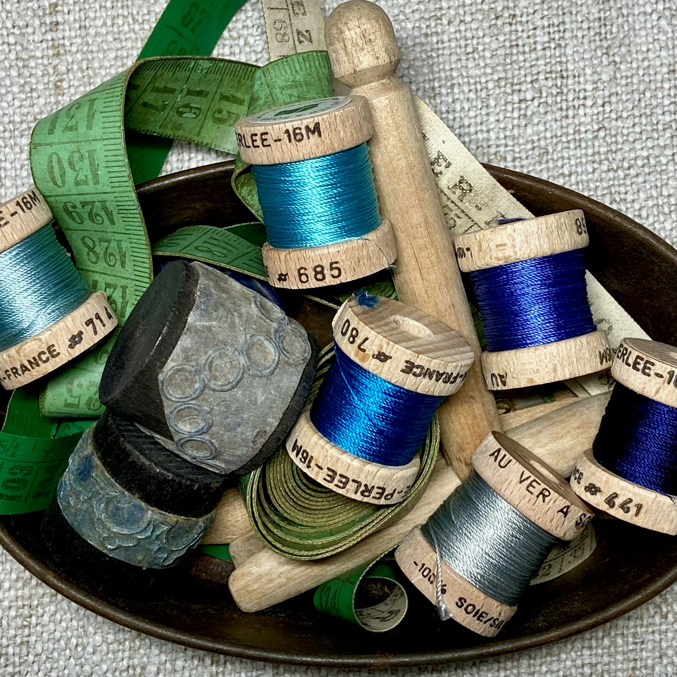 Thread Spool Set Stitching Thread & Quilting Thread | Forage by LM