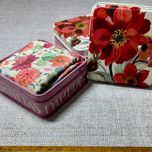 Dahlia TIn with Acufactum