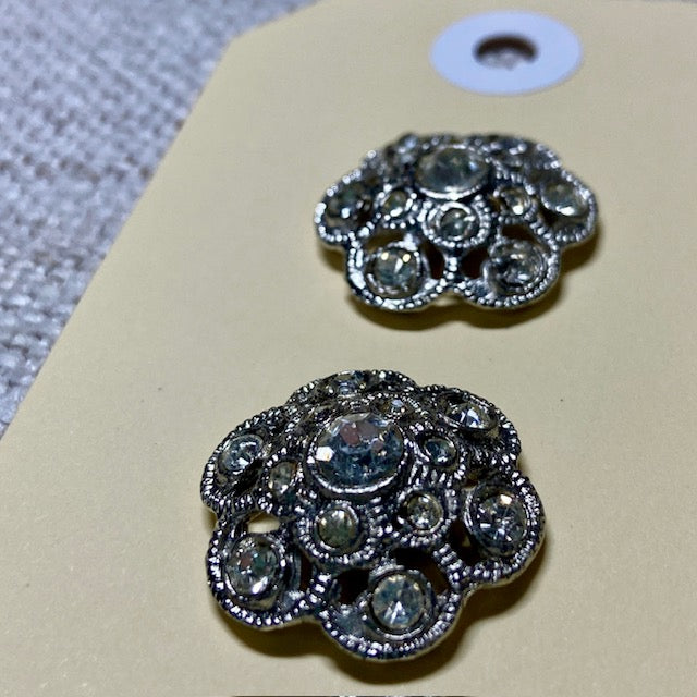 Buttons C