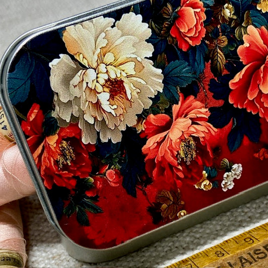 Peony Tin Red