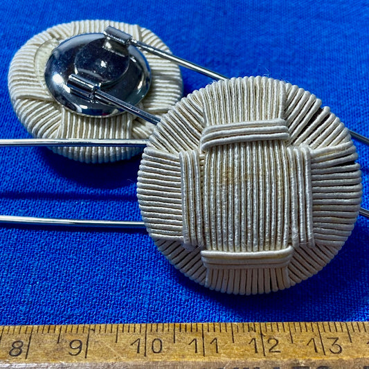 Item 25-438
