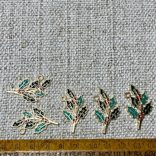 Holly Charms