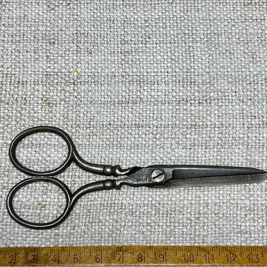 Item 26-010 Scissor Event