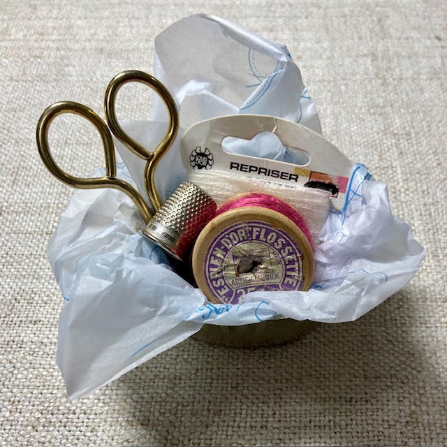 Flea Market Item - Friand Tin Fancies 3
