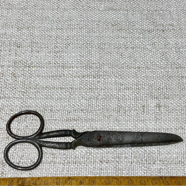 Item 26-013 Scissor Event