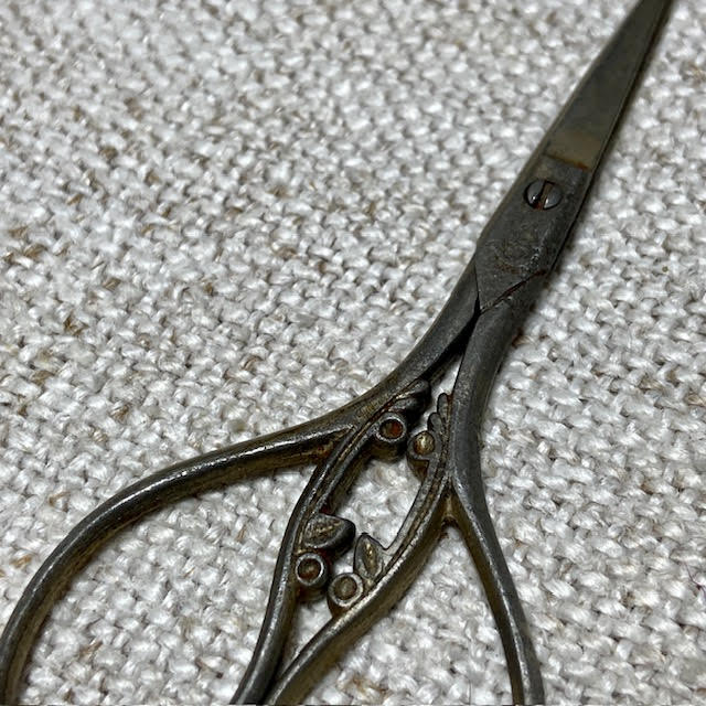 Item 26-016 Scissor Event