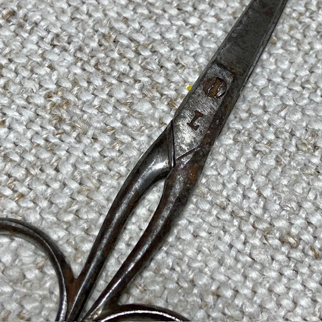 Item 26-007 Scissor Event
