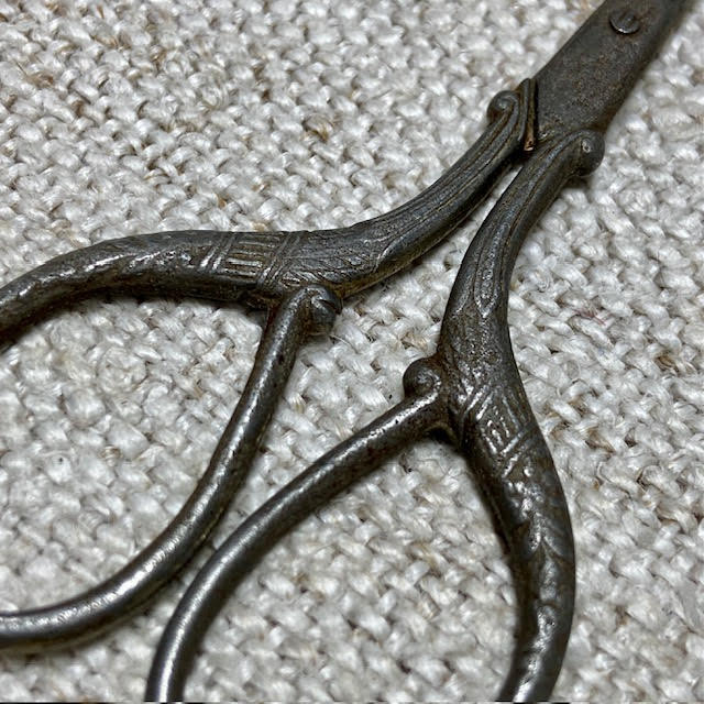 Item 26-004 Scissor Event