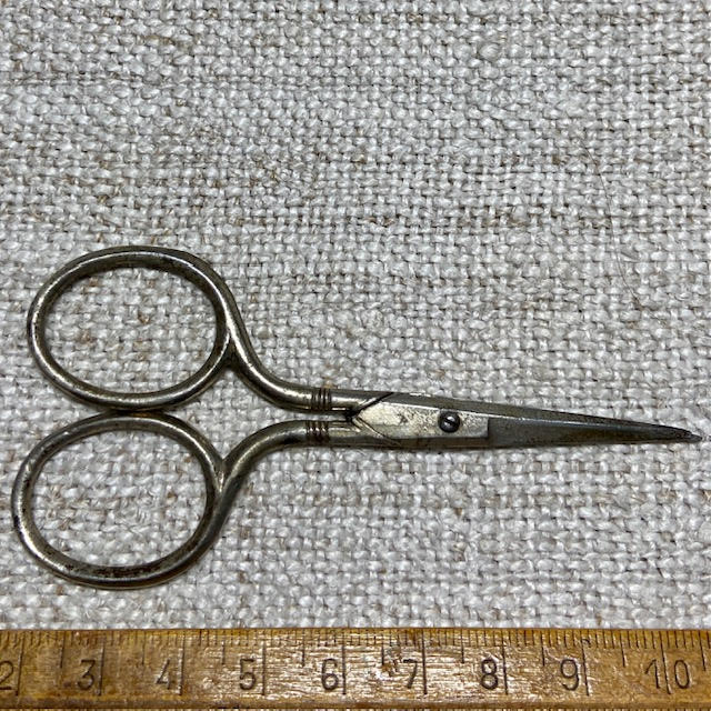 Item 26-018 Scissor Event
