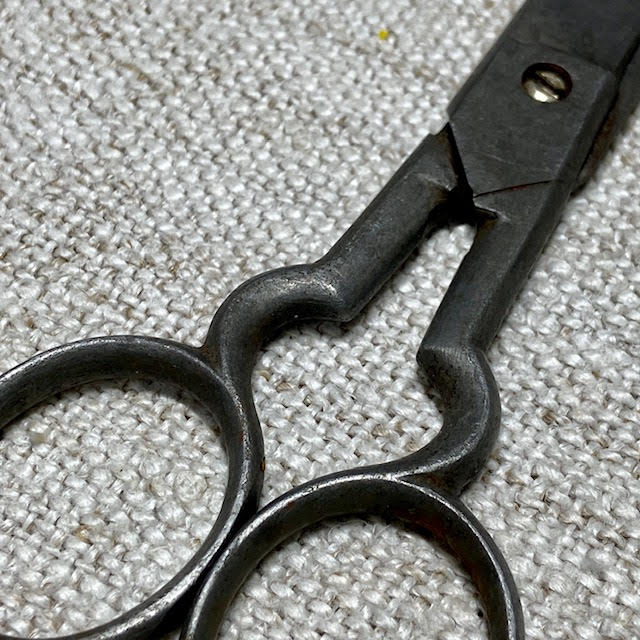 Item 26-006 Scissor Event