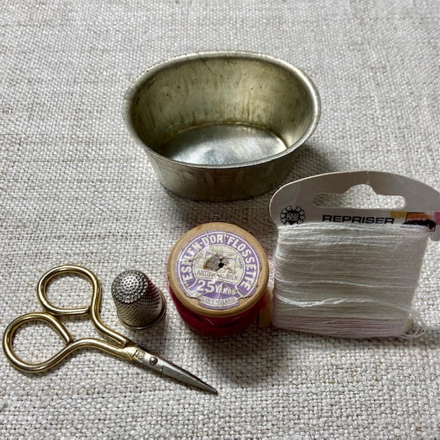 Flea Market Item - Friand Tin Fancies 3