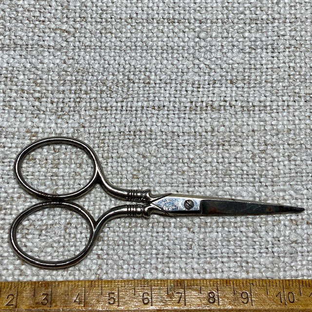 Item 26-020 Scissor Event