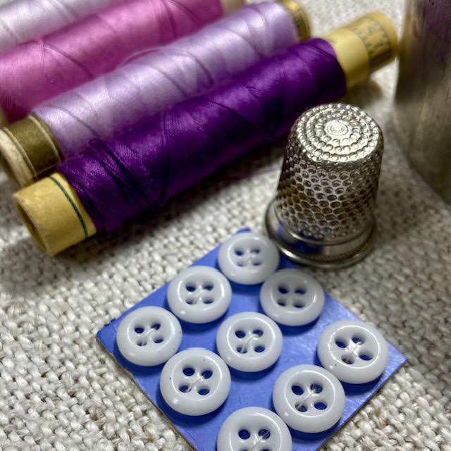 Flea Market Item - Friand Tin Fancies 5