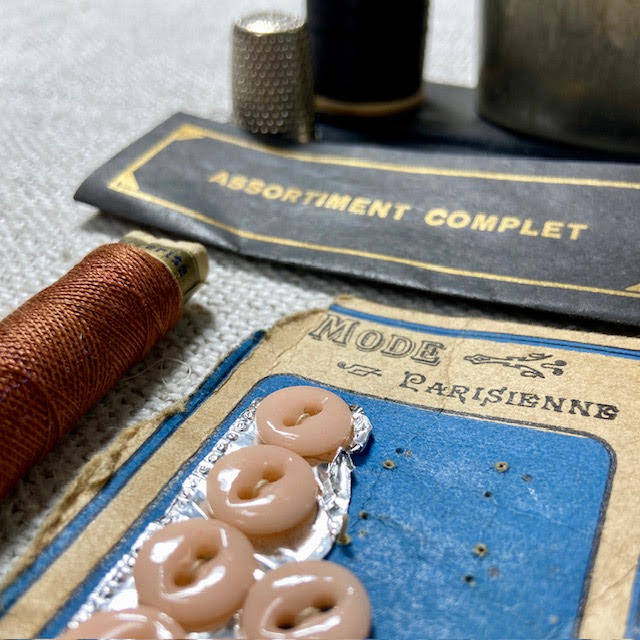 Flea Market Item - Friand Tin Fancies 9