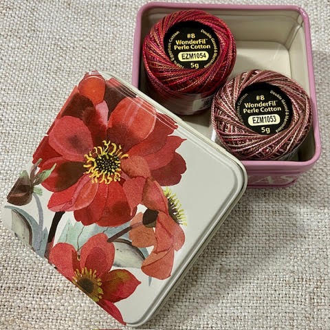 Dahlia Tin with Wonderfil Thread