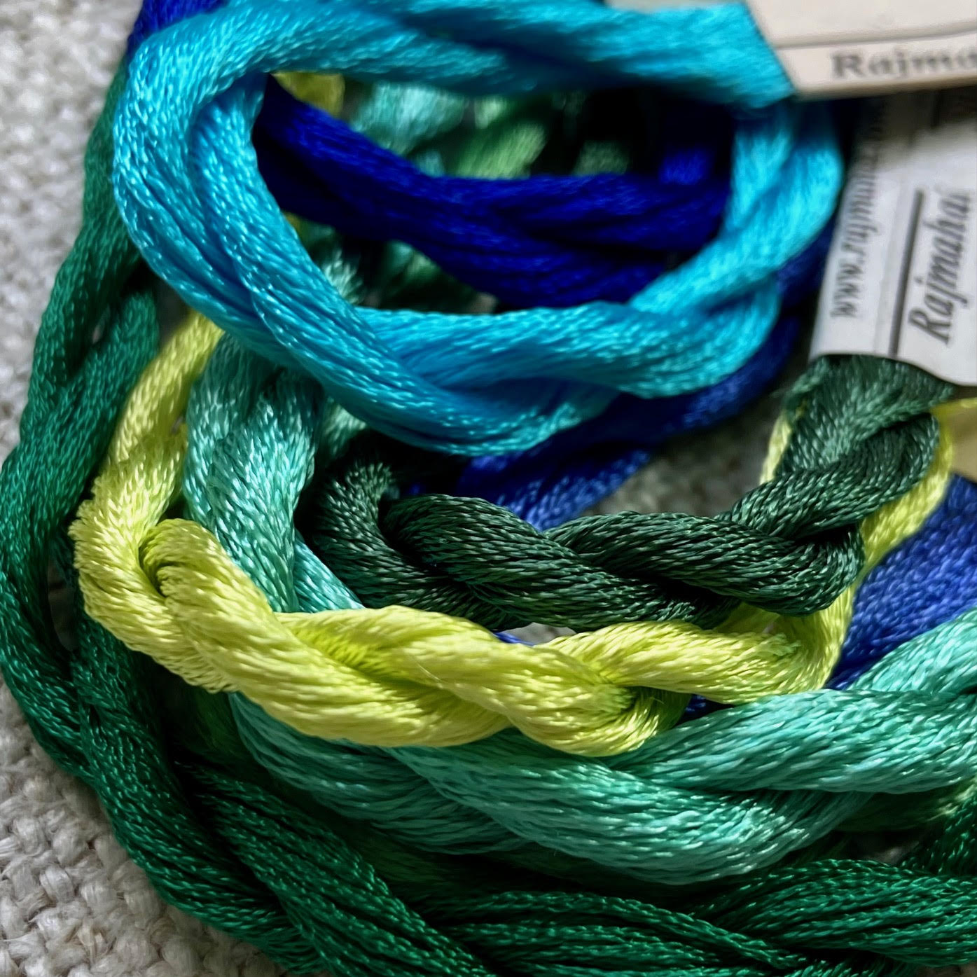 Blue/Green Threads